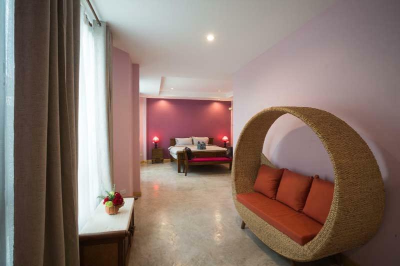 Sriananpura Hotel Chiang Mai Exterior foto