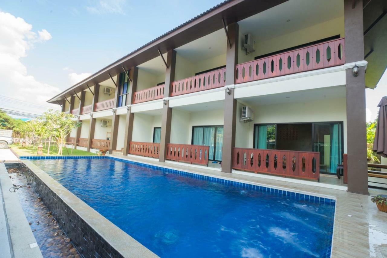 Sriananpura Hotel Chiang Mai Exterior foto