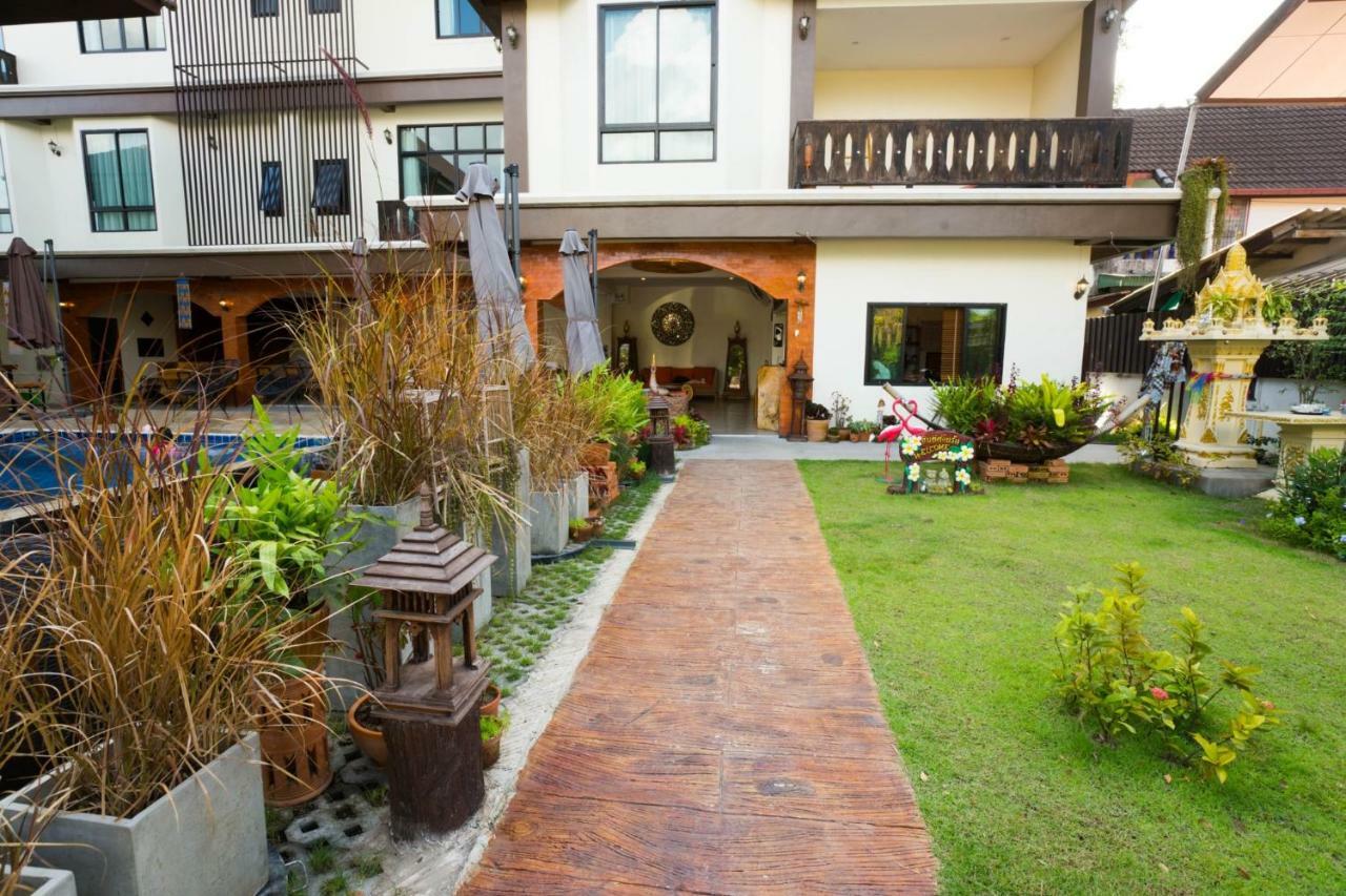Sriananpura Hotel Chiang Mai Exterior foto